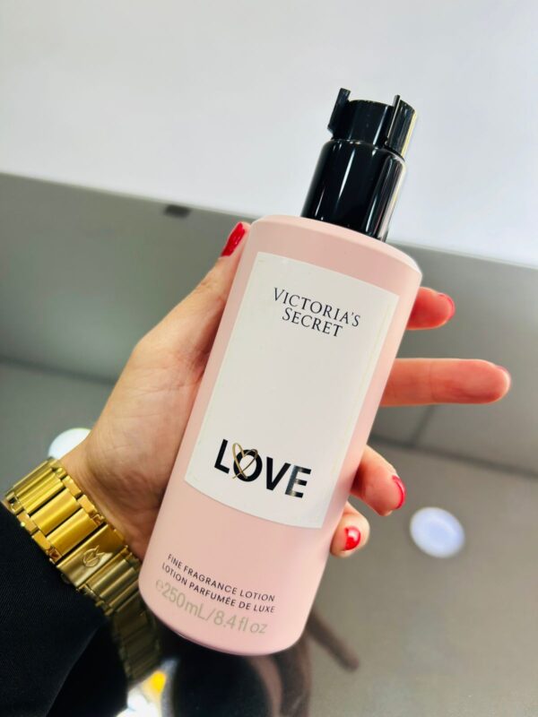 Hidratante Corporal Victoria's Secret Love 250mL - Imagem 2